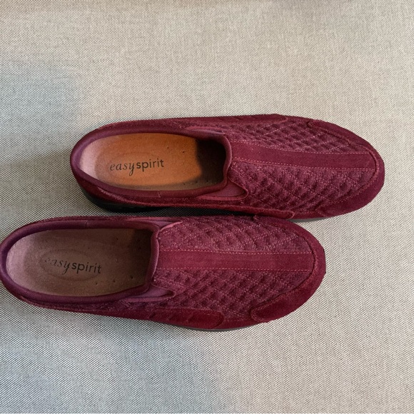 Easy Spirit Traveltime Clogs Size 8,5” - Picture 3 of 8